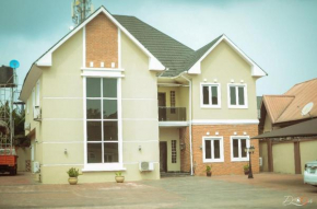 Luxury 4 bedroom apartment